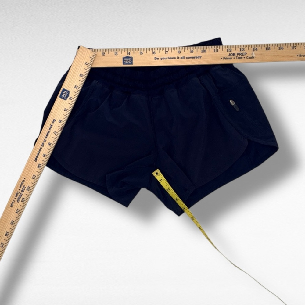 Lululemon women’s Speed Up Short 2.5” Navy Size 4 •Swift Fabric • Zipper Pocket - Picture 8 of 9
